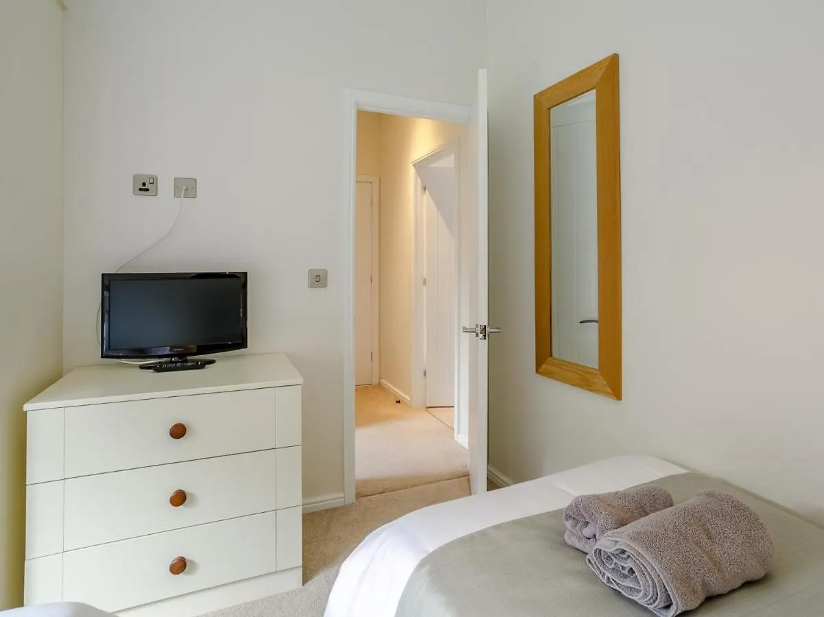 2 Bed In Bridlington 79429 Villa Sewerby
