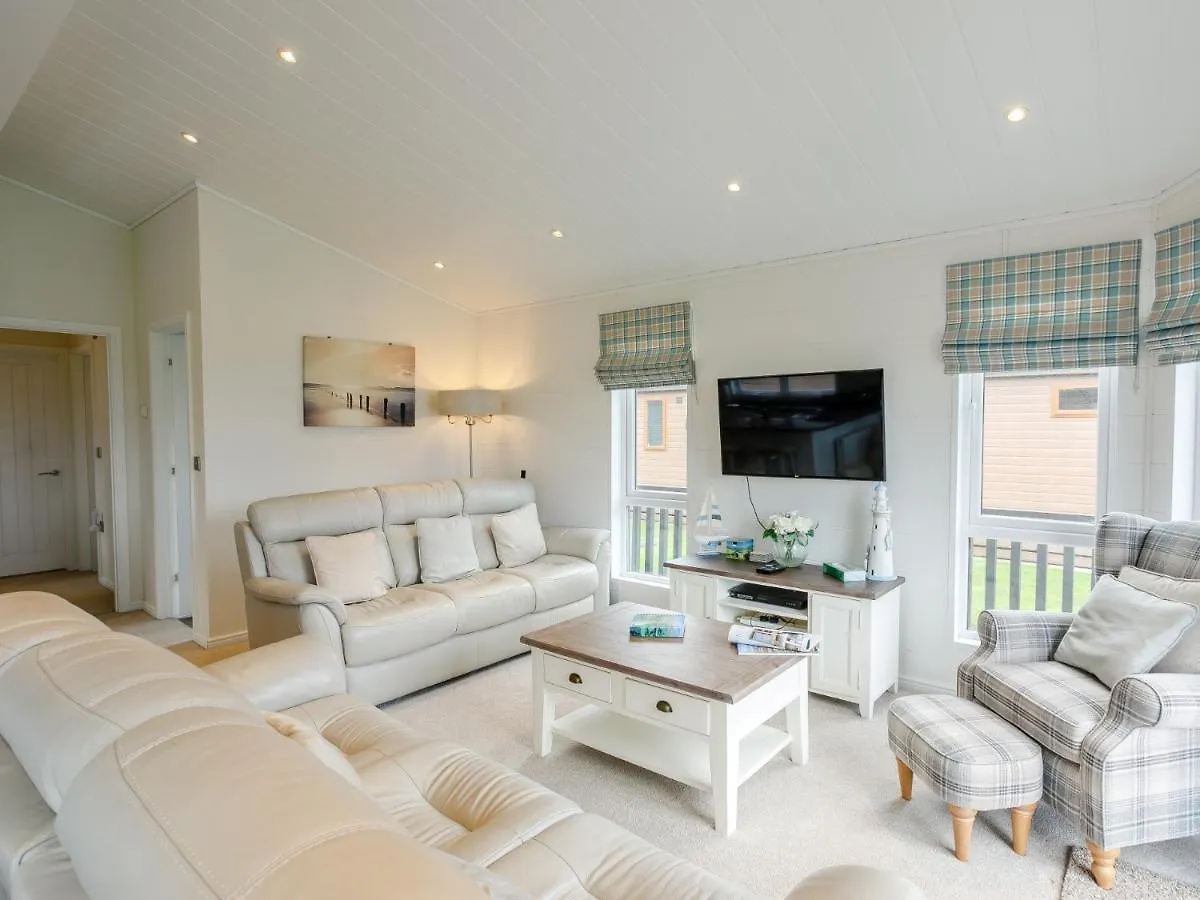 2 Bed In Bridlington 79429 Villa Sewerby 0*,  Storbritannien